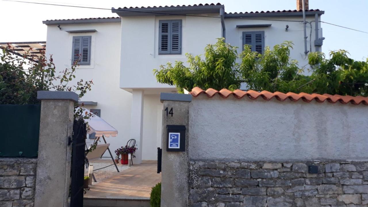 Holiday Home Dioniza Vodnjan Ngoại thất bức ảnh