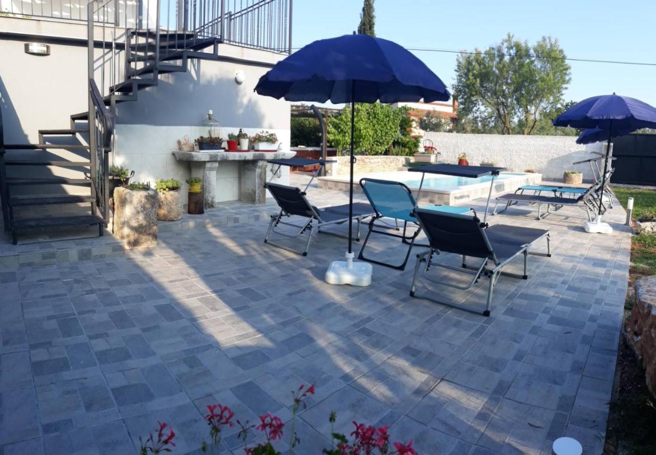 Holiday Home Dioniza Vodnjan Ngoại thất bức ảnh